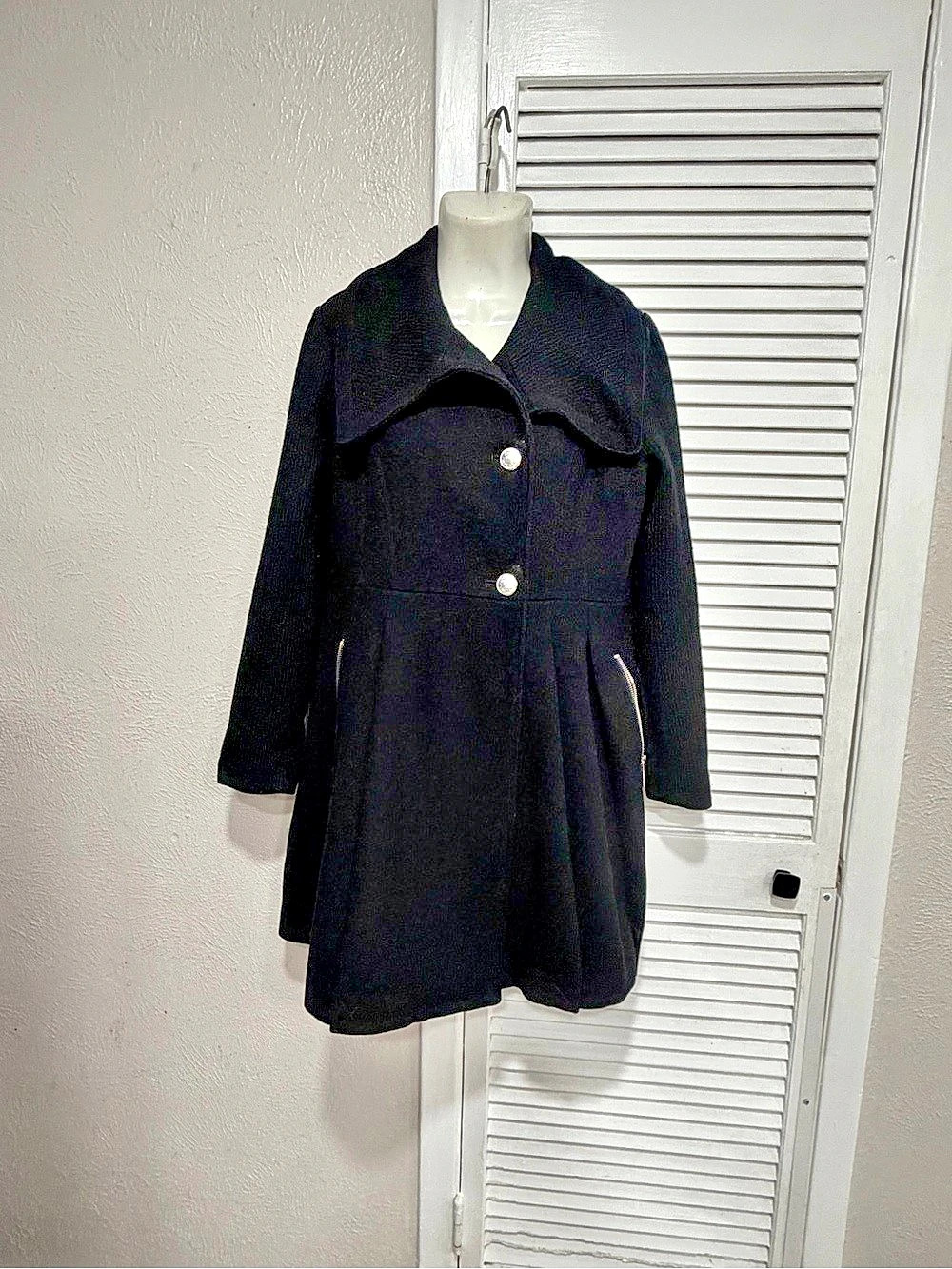 GUESS Black Flared Coat Size Large